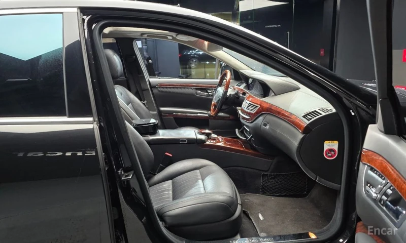 Mercedes-Benz S 600, снимка 11 - Автомобили и джипове - 53239667
