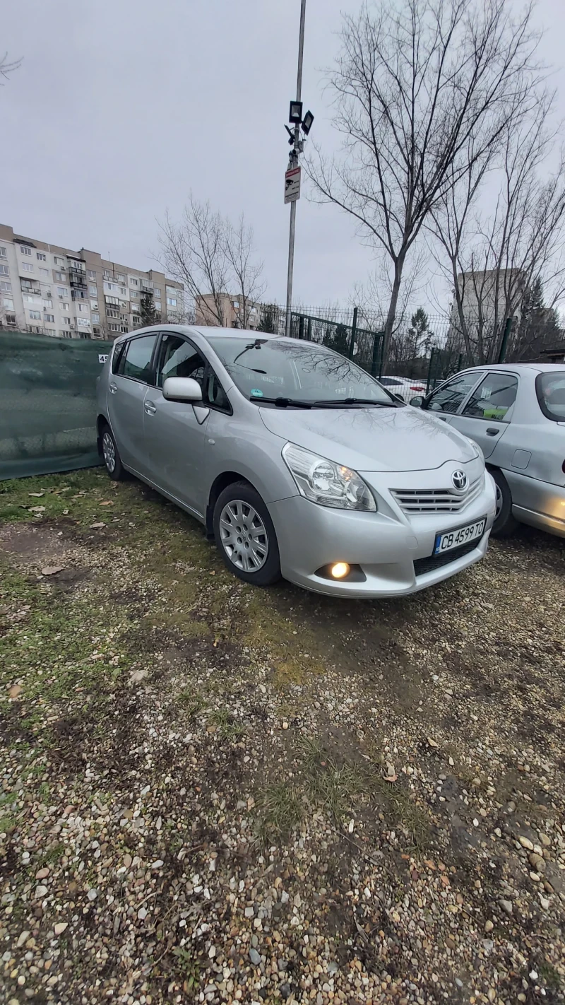 Toyota Corolla verso Ван, снимка 4 - Автомобили и джипове - 53423302