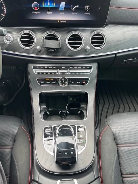 Mercedes-Benz E 53 AMG 4MATIC * ДИСТРОНИК * 360 КАМЕРА * ОБДУХВАНЕ *  - изображение 9