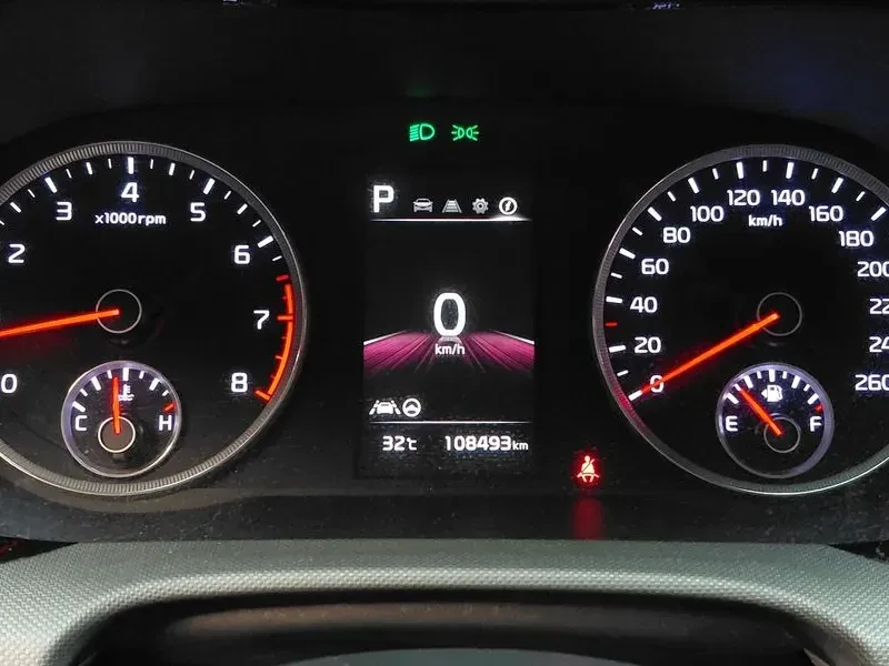 Kia K5  2.0 Lpi Standard | Mobile.bg � ����������� 10