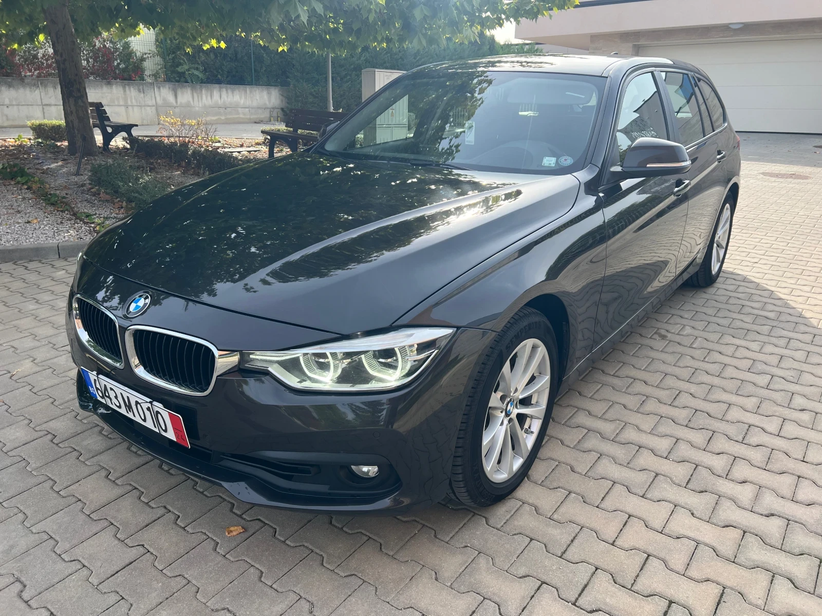 BMW 330 LCI 2016г. Full Led / X Drive / Head Up / - [1] 