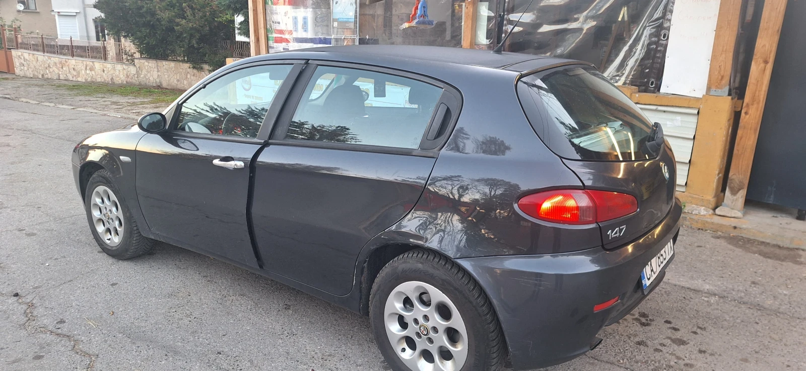 Alfa Romeo 147 1.6 105 Газова Уредба обслужена ЕКО 4 Наличен Ката - изображение 3