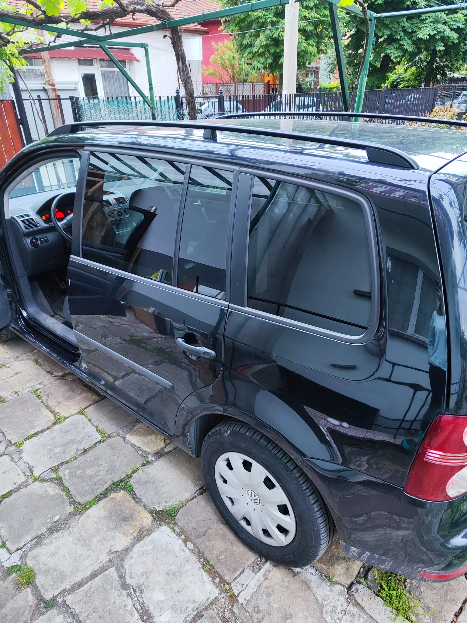 VW Touran  - изображение 9