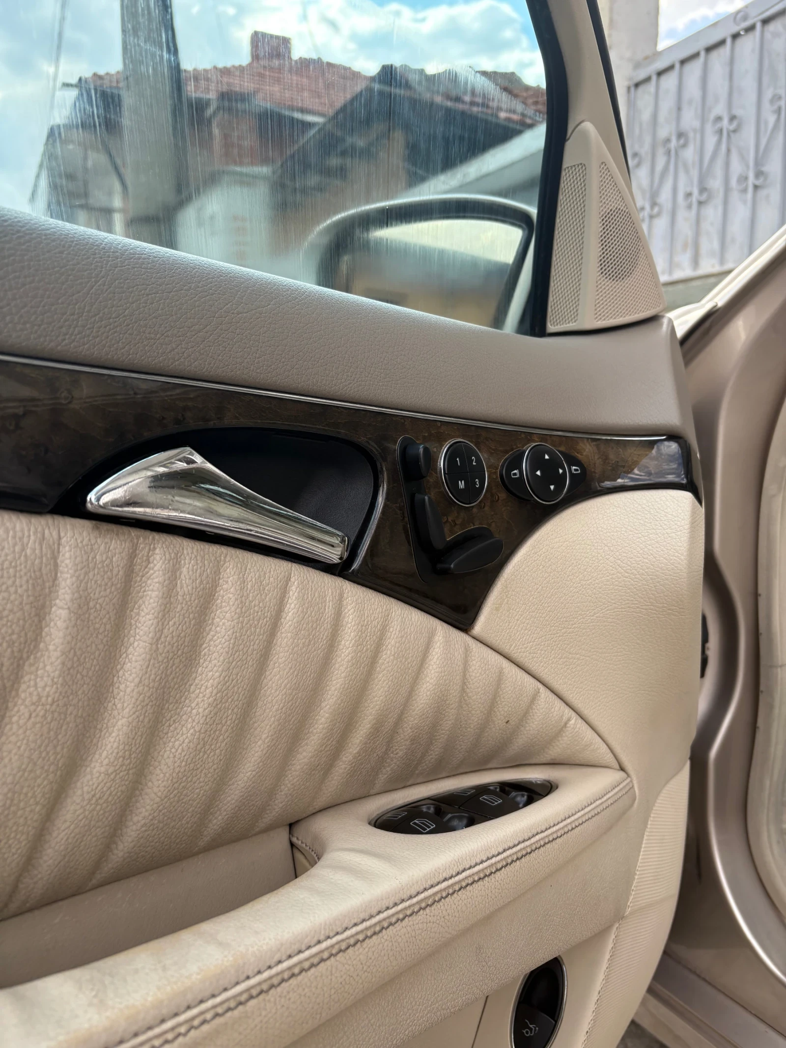 Mercedes-Benz E 240  - изображение 4