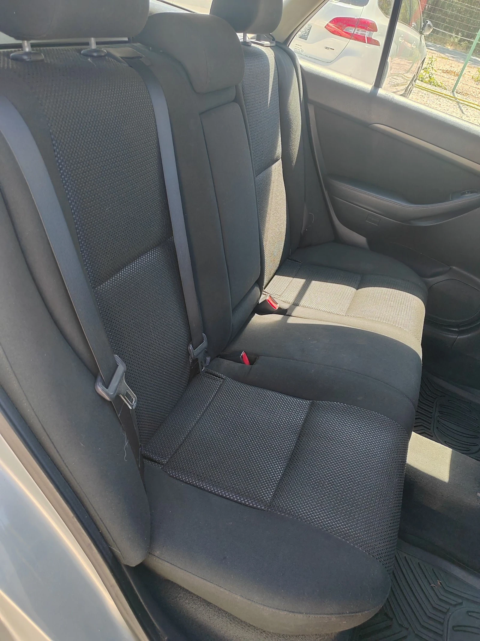 Toyota Avensis 2.0, 116к.с.  - изображение 8