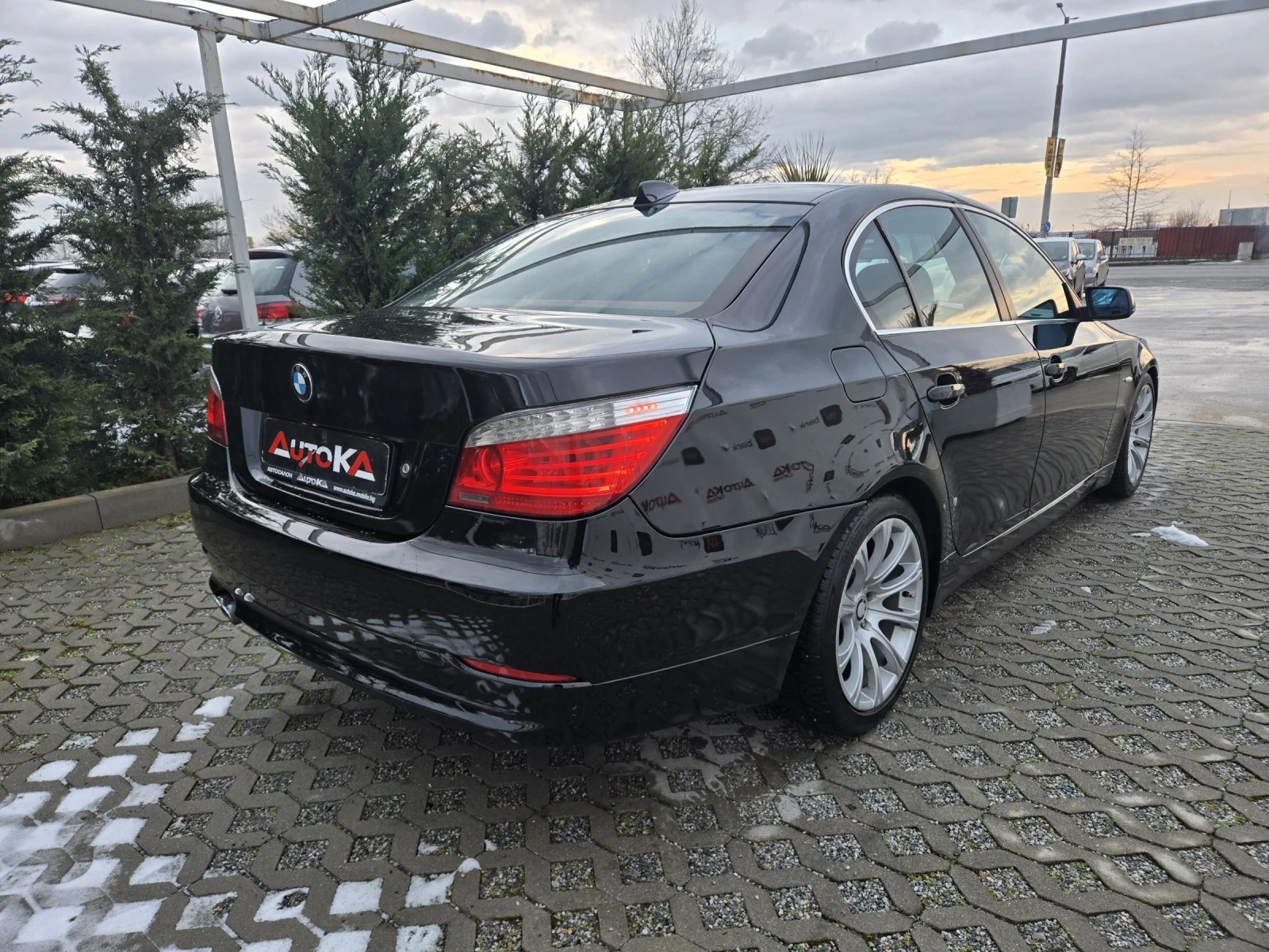 BMW 525 3.0D-197кс= FACE= АВТОМАТ= КСЕНОН= НАВИ= АВТОПИЛОТ - изображение 3