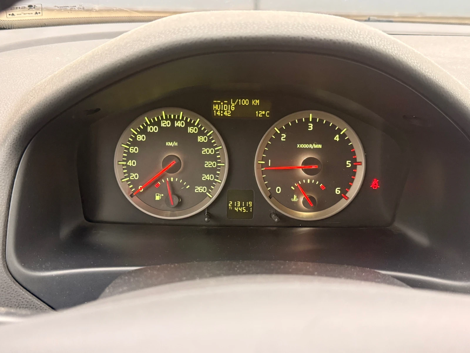 Volvo V50  - изображение 4