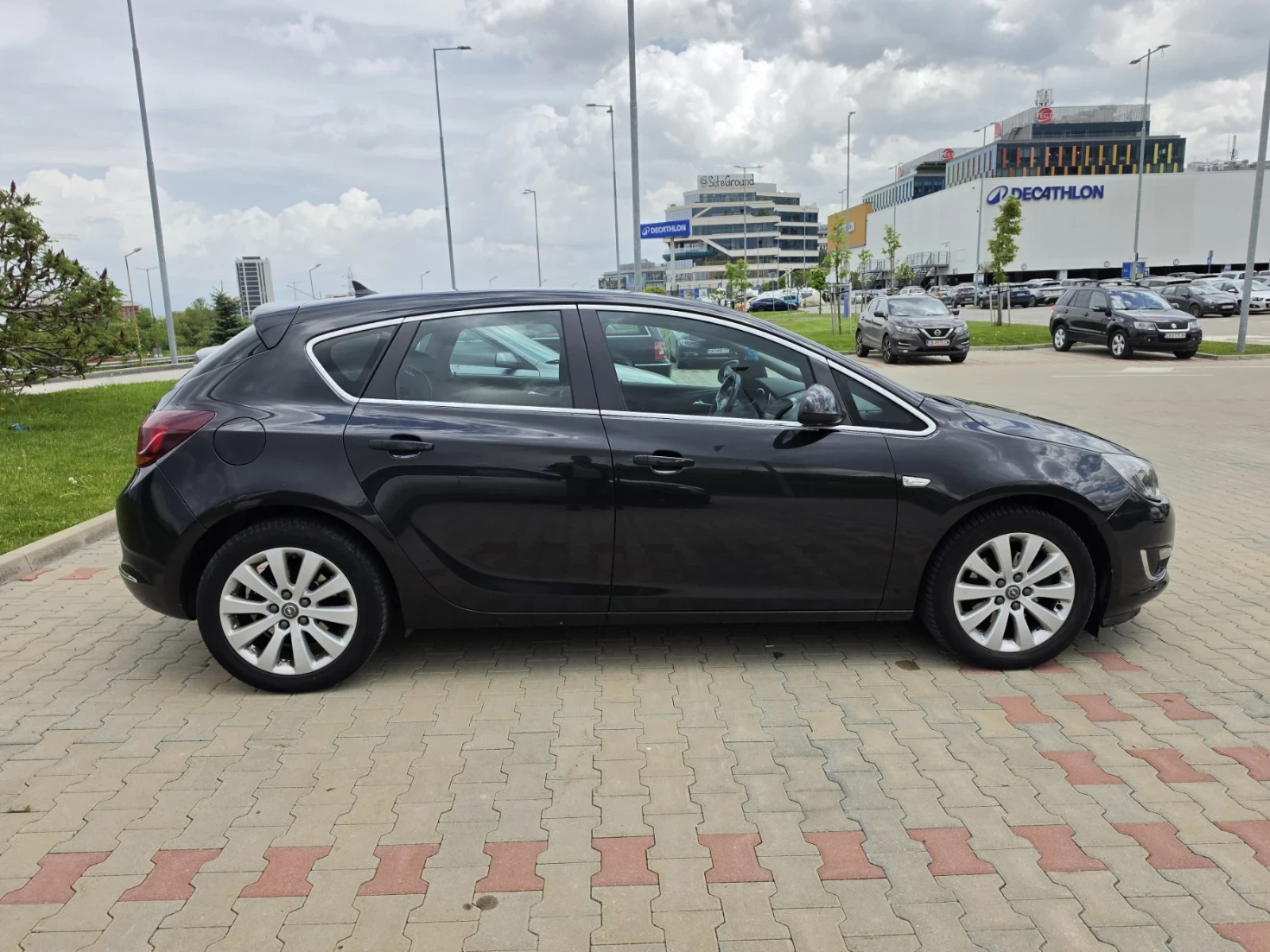 Opel Astra 1.7cdti 131kc, снимка 7 - Автомобили и джипове - 53747521