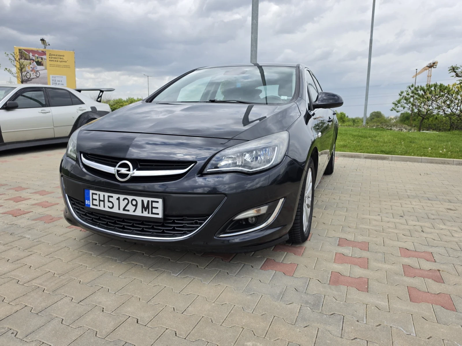 Opel Astra 1.7cdti 131kc, снимка 2 - Автомобили и джипове - 53747521