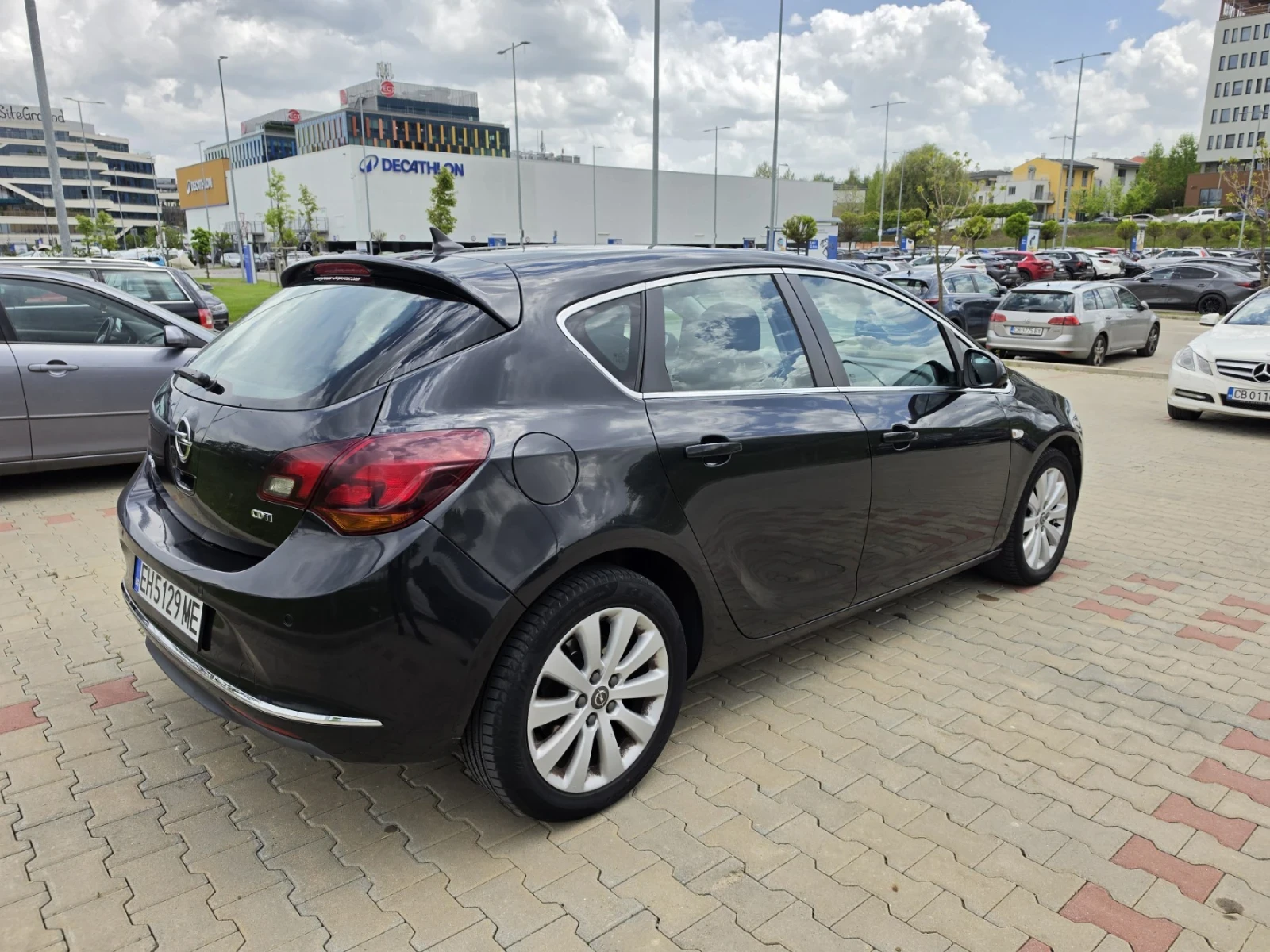 Opel Astra 1.7cdti 131kc, снимка 6 - Автомобили и джипове - 53747521