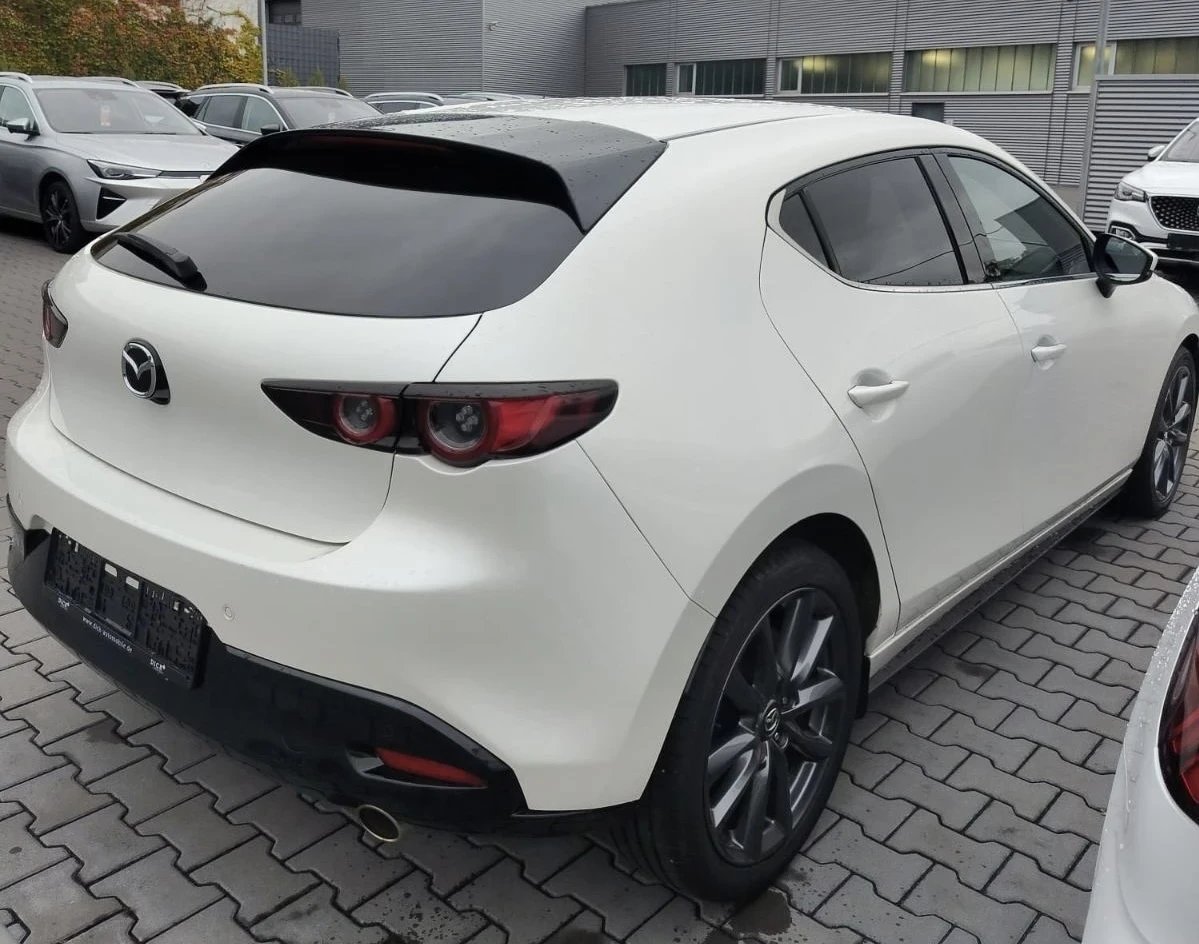 Mazda 3, снимка 7 - Автомобили и джипове - 54404761