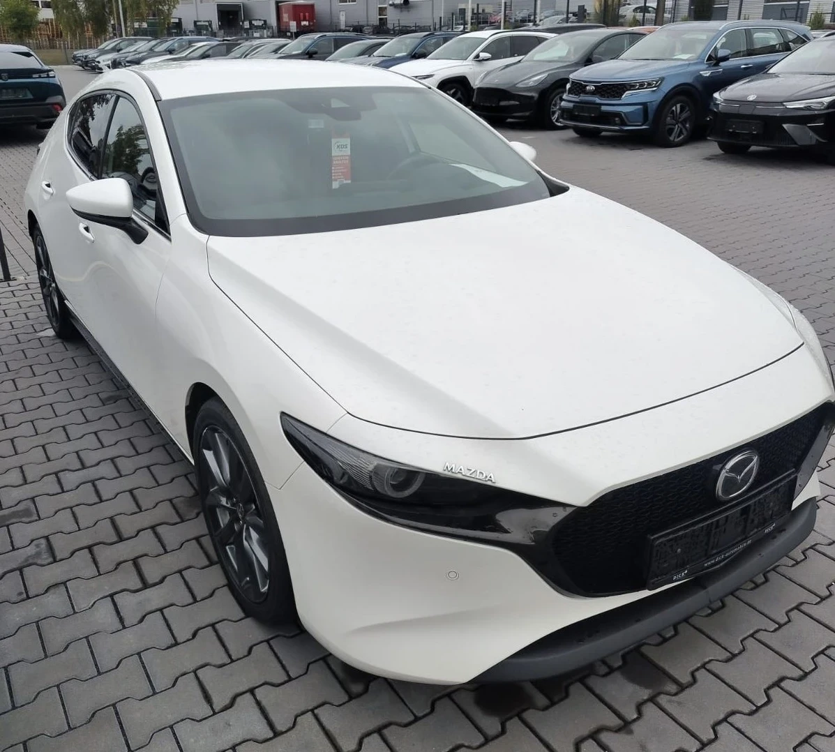 Mazda 3, снимка 6 - Автомобили и джипове - 54404761