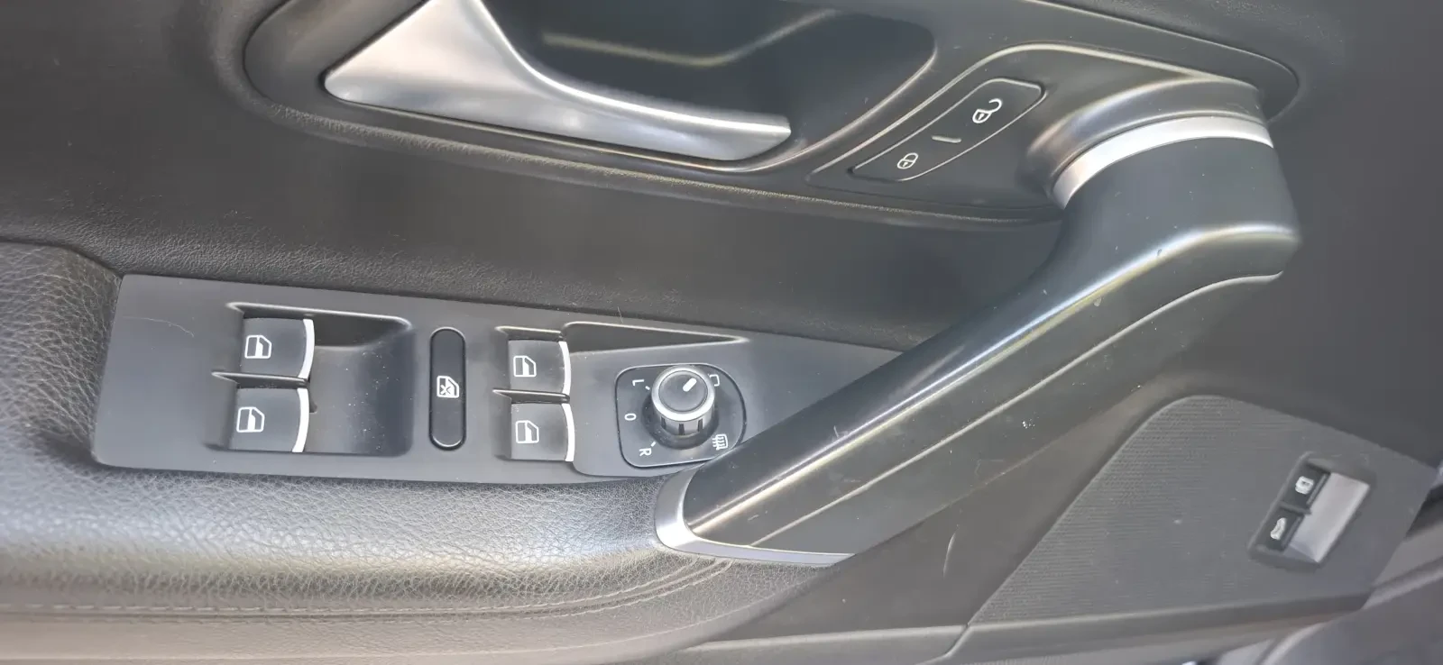 VW CC, снимка 10 - Автомобили и джипове - 54487373
