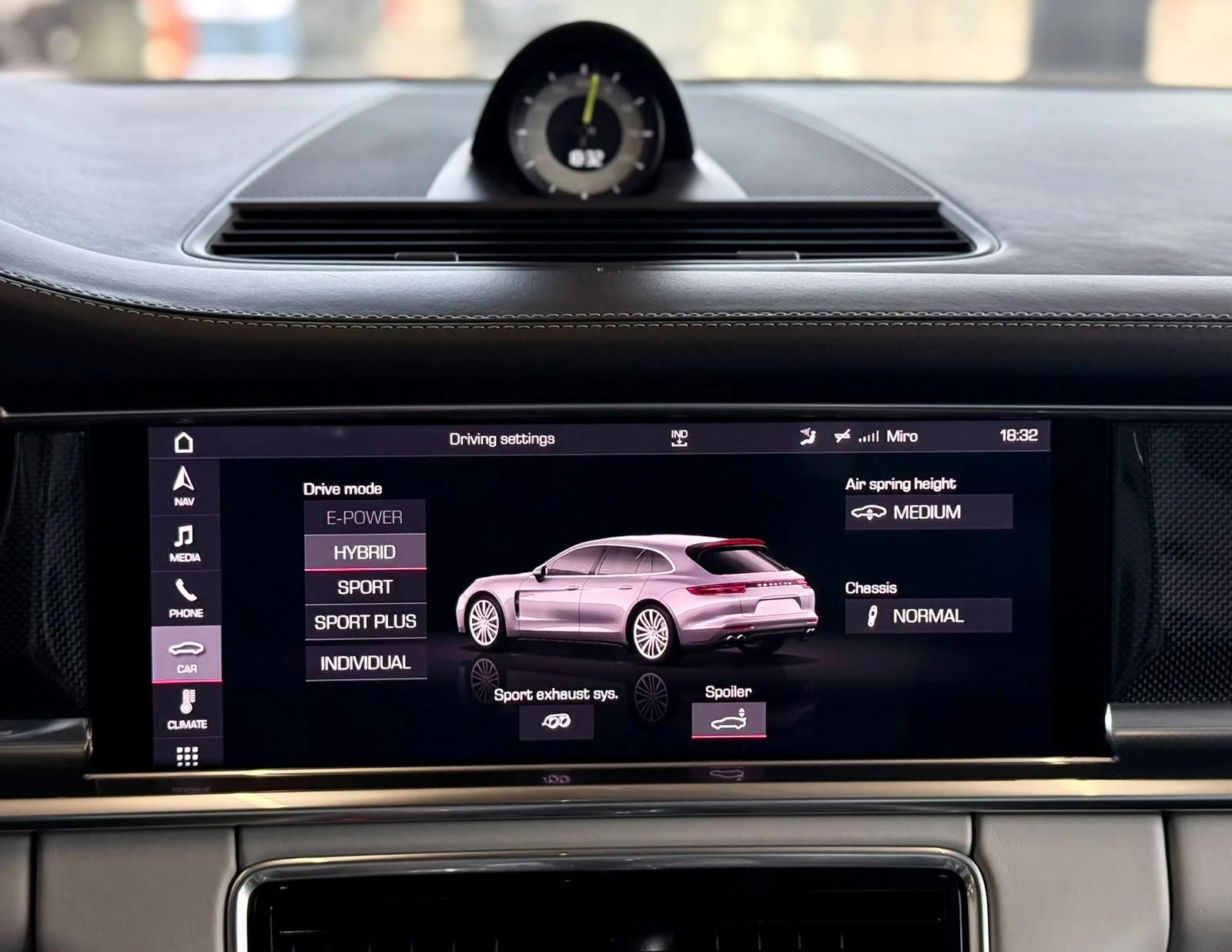 Porsche Panamera 4E-Hybrid* Sport Turismo* Full* Burm* ЛИЗИНГ , снимка 13 - Автомобили и джипове - 55288754