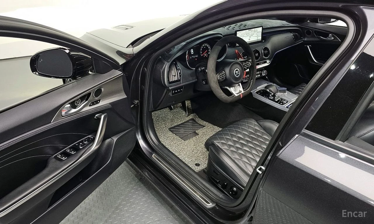 Kia Stinger * ФИКСИРАНА ЦЕНА ДО БЪЛГАРИЯ * АВТОКРЕДИТ, снимка 12 - Автомобили и джипове - 55422419