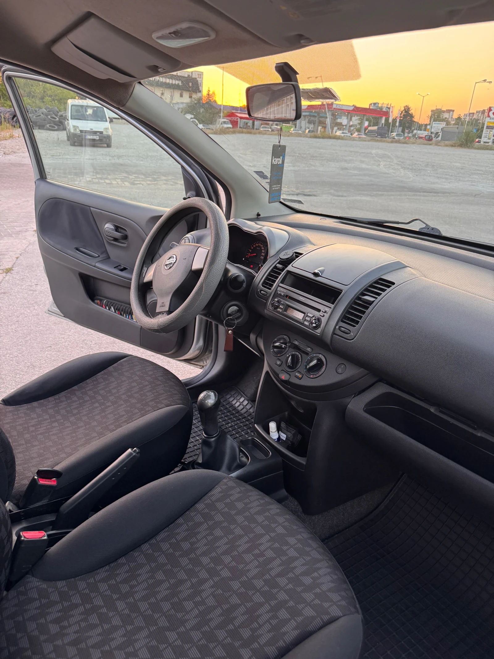 Nissan Note, снимка 9 - Автомобили и джипове - 55547052