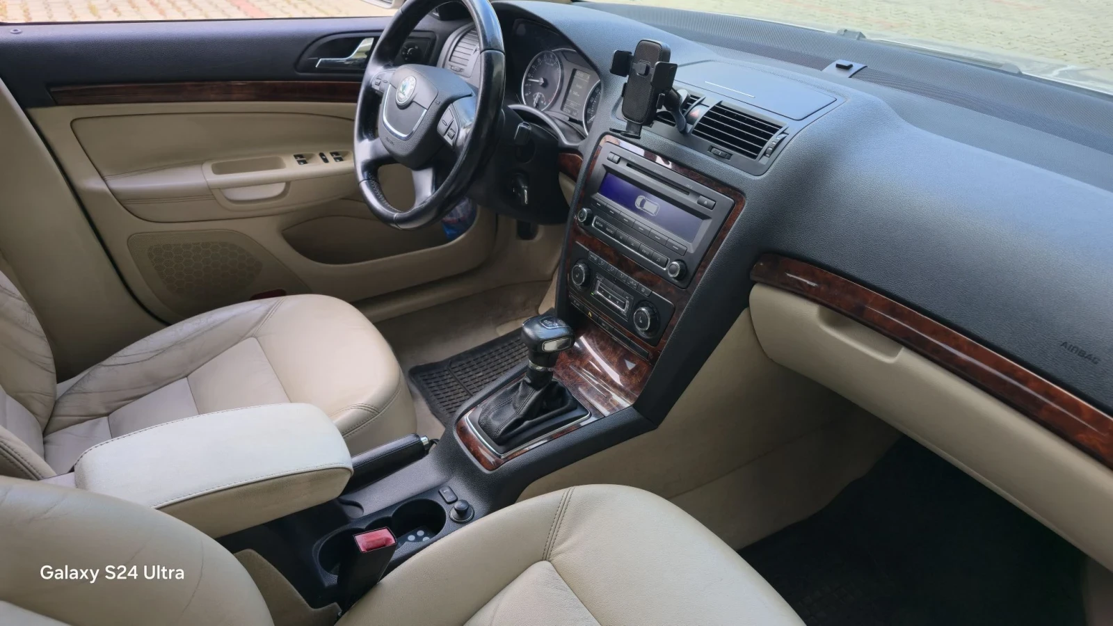 Skoda Octavia, снимка 7 - Автомобили и джипове - 55657894