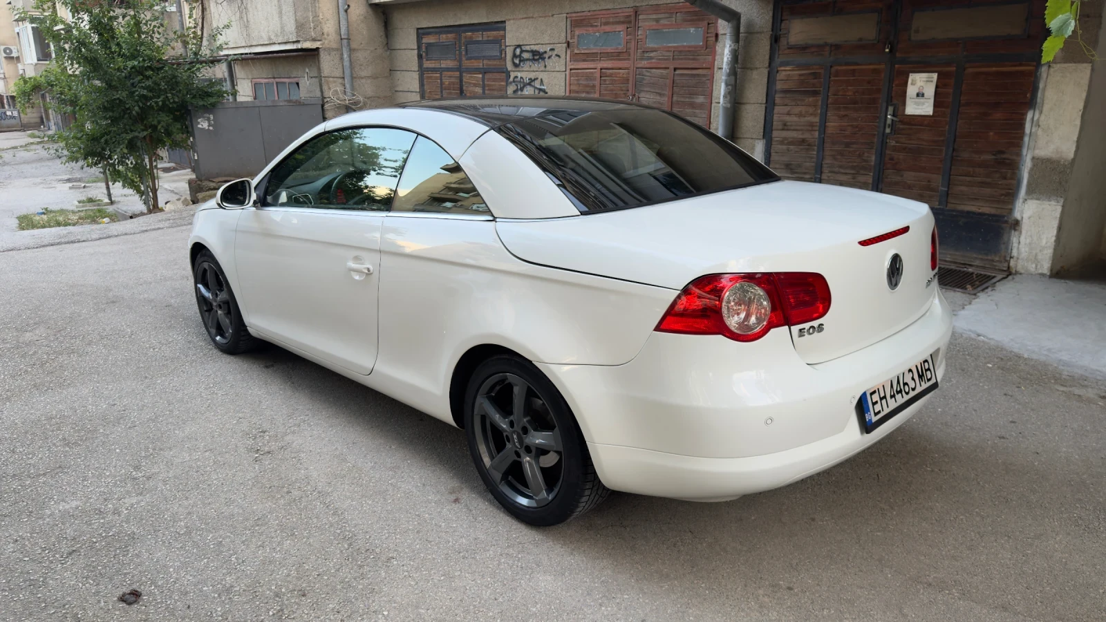 VW Eos, снимка 6 - Автомобили и джипове - 55996325
