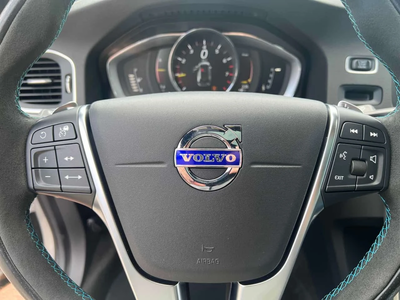 Volvo V60 * T6 Polestar * АВТОКРЕДИТ БЕЗ ПЪРВОНАЧАЛНА ВНОСКА, снимка 14 - Автомобили и джипове - 56176013