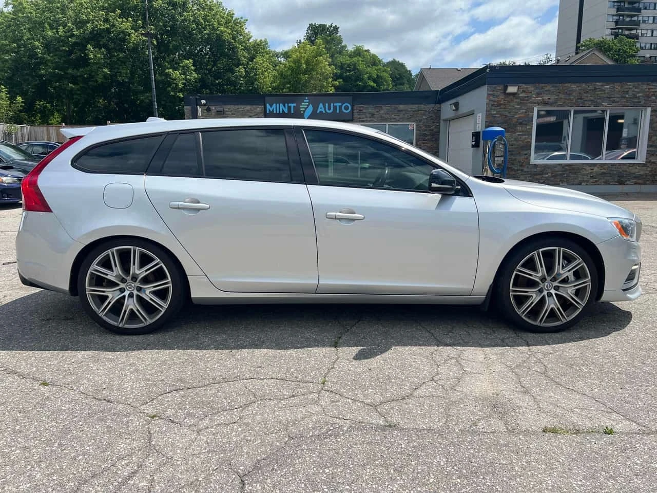 Volvo V60 * T6 Polestar * АВТОКРЕДИТ БЕЗ ПЪРВОНАЧАЛНА ВНОСКА, снимка 3 - Автомобили и джипове - 56176013