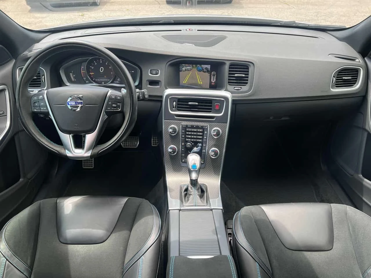 Volvo V60 * T6 Polestar * АВТОКРЕДИТ БЕЗ ПЪРВОНАЧАЛНА ВНОСКА, снимка 9 - Автомобили и джипове - 56176013