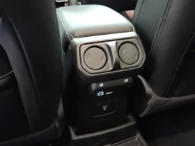 Jeep Wrangler * CARFAX *     | Mobile.bg    17