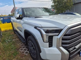 ����� �� �������� �� Toyota Tundra i-FORCE MAX Full Hybrid 4WD Limited PANORAMA  