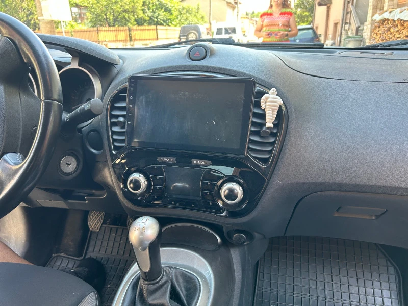 Nissan Juke 1.6 бензин/фабрична газ , снимка 3 - Автомобили и джипове - 46114412