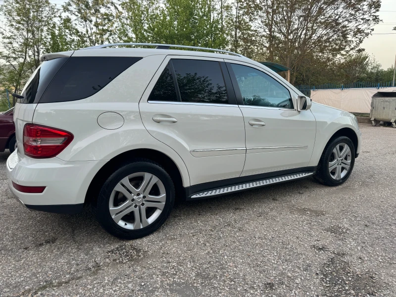 Mercedes-Benz ML 320, снимка 4 - Автомобили и джипове - 47747812