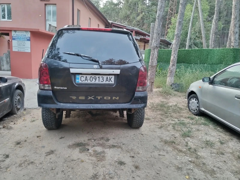 SsangYong Rexton, снимка 5 - Автомобили и джипове - 47384622