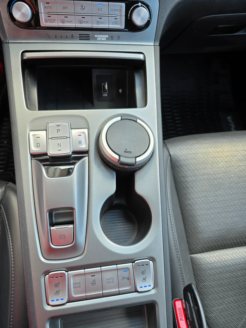 Hyundai Kona 64KWh BLUELINK/HEADUP/DISSTR/, снимка 11 - Автомобили и джипове - 51226892