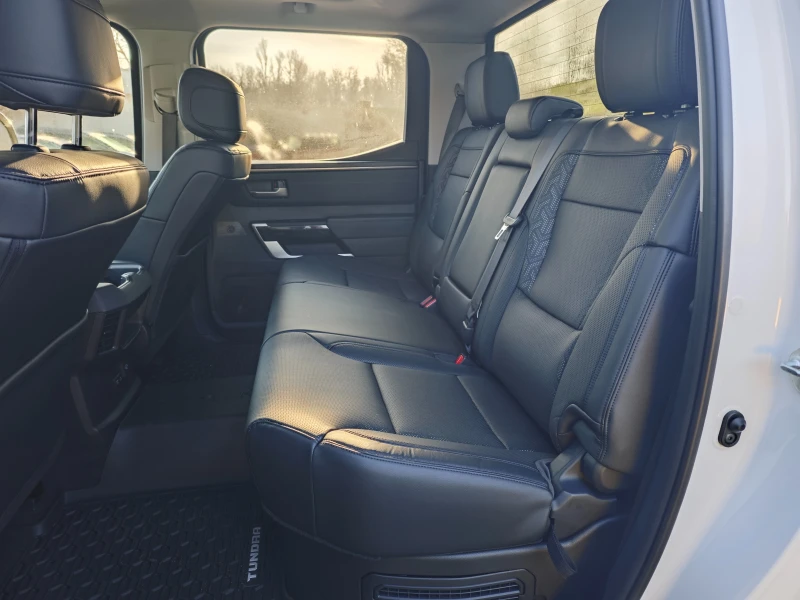 Toyota Tundra i-FORCE MAX Full Hybrid 4WD Limited 6000km, снимка 12 - Автомобили и джипове - 52732667