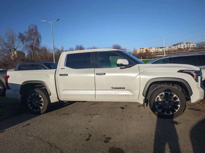 Toyota Tundra i-FORCE MAX Full Hybrid 4WD Limited 6000km, снимка 4 - Автомобили и джипове - 52732667