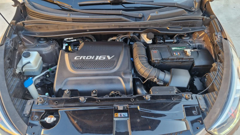 Hyundai IX35 2.0 CRDI -FACE-КОЖА-NAVI-PANORAMA, снимка 12 - Автомобили и джипове - 52869903