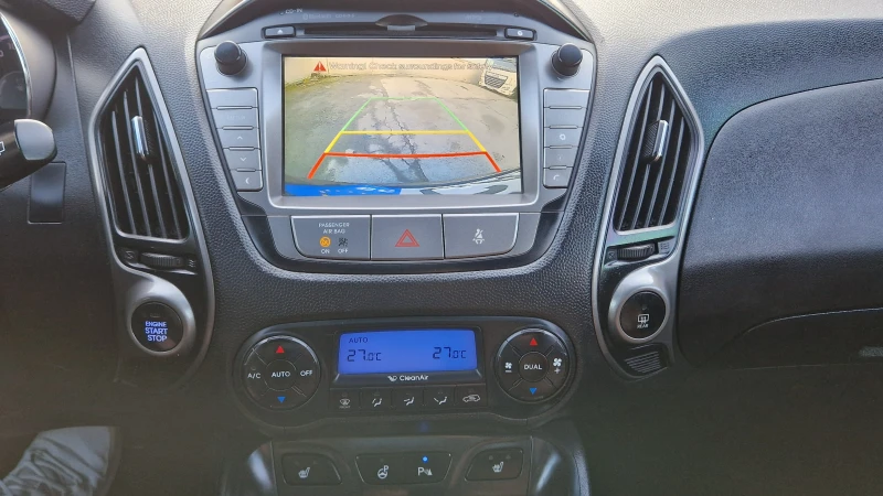 Hyundai IX35 2.0 CRDI -FACE-КОЖА-NAVI-PANORAMA, снимка 17 - Автомобили и джипове - 52869903