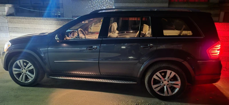 Mercedes-Benz GL 550, снимка 12 - Автомобили и джипове - 53385672