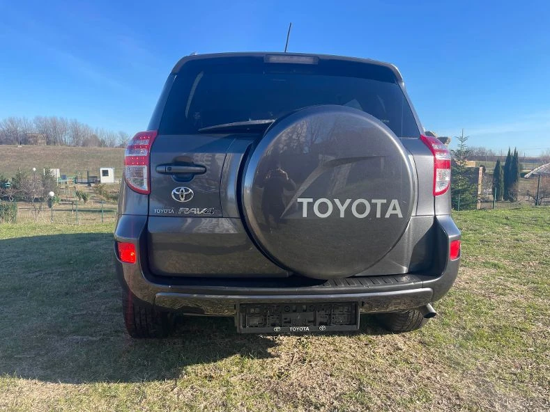 Toyota Rav4 150kc, снимка 14 - Автомобили и джипове - 48369682