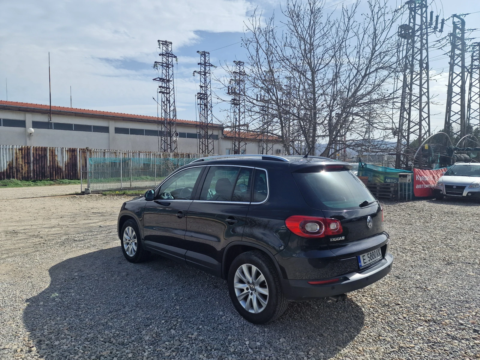 VW Tiguan 2.0TDi 4x4 - изображение 6