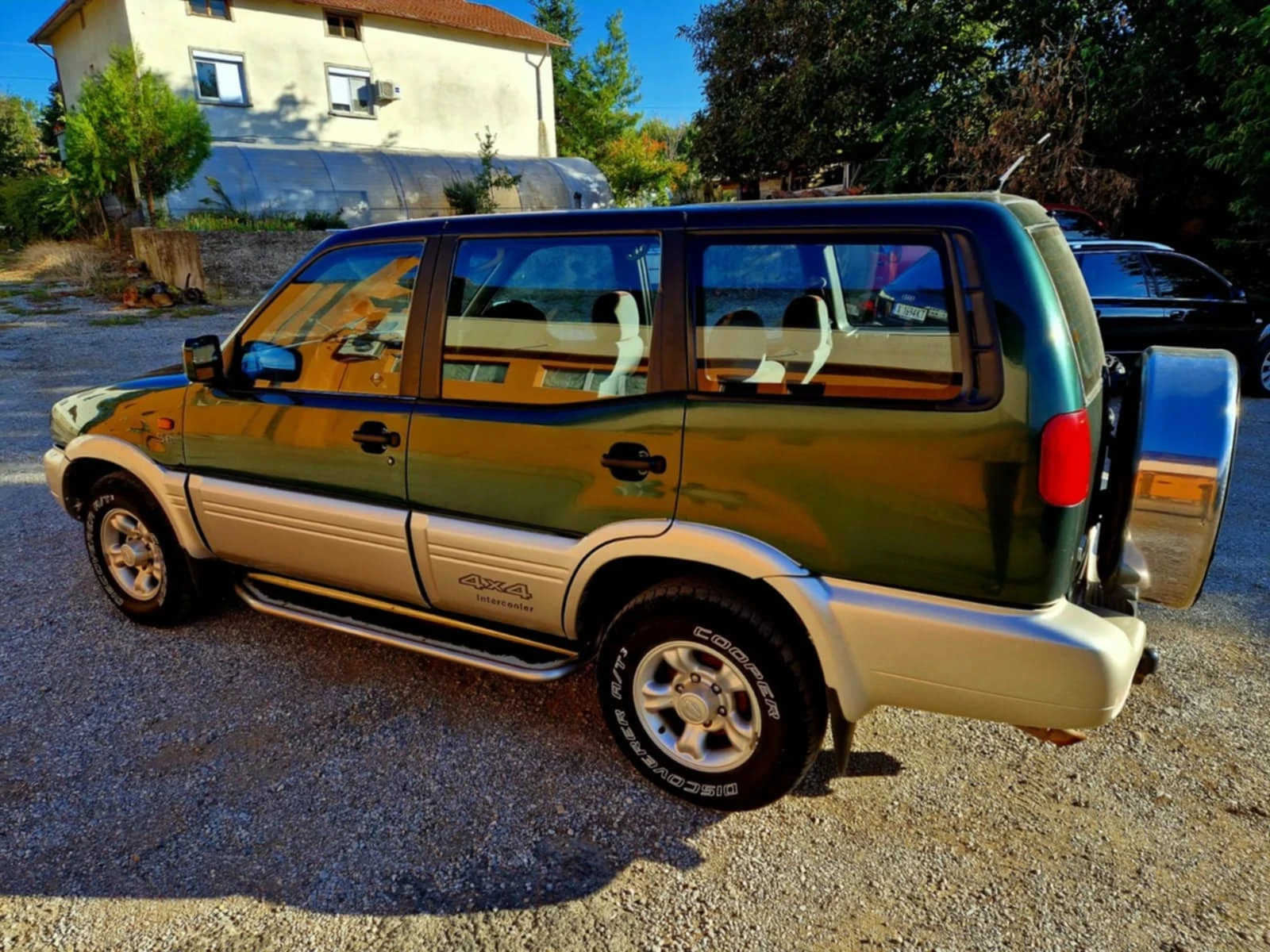 Nissan Terrano  - изображение 10