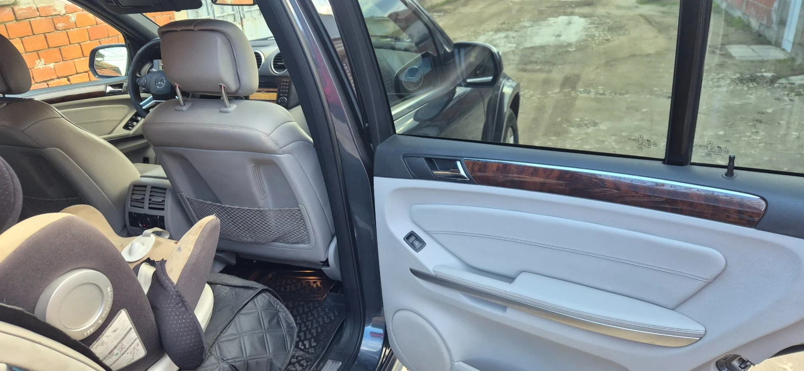 Mercedes-Benz GL 550  - изображение 6