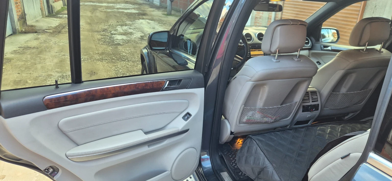 Mercedes-Benz GL 550  - изображение 5