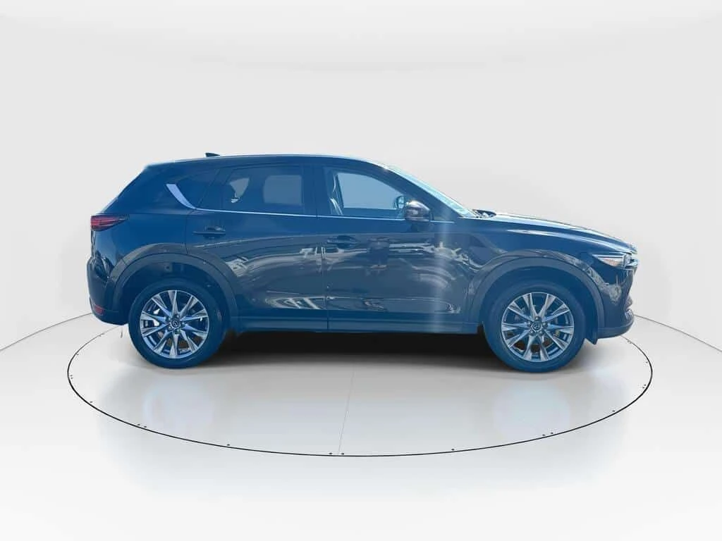 Mazda CX-5 * GT VENTILATED SEATS | 19'' ALLOY WHEELS  - изображение 10