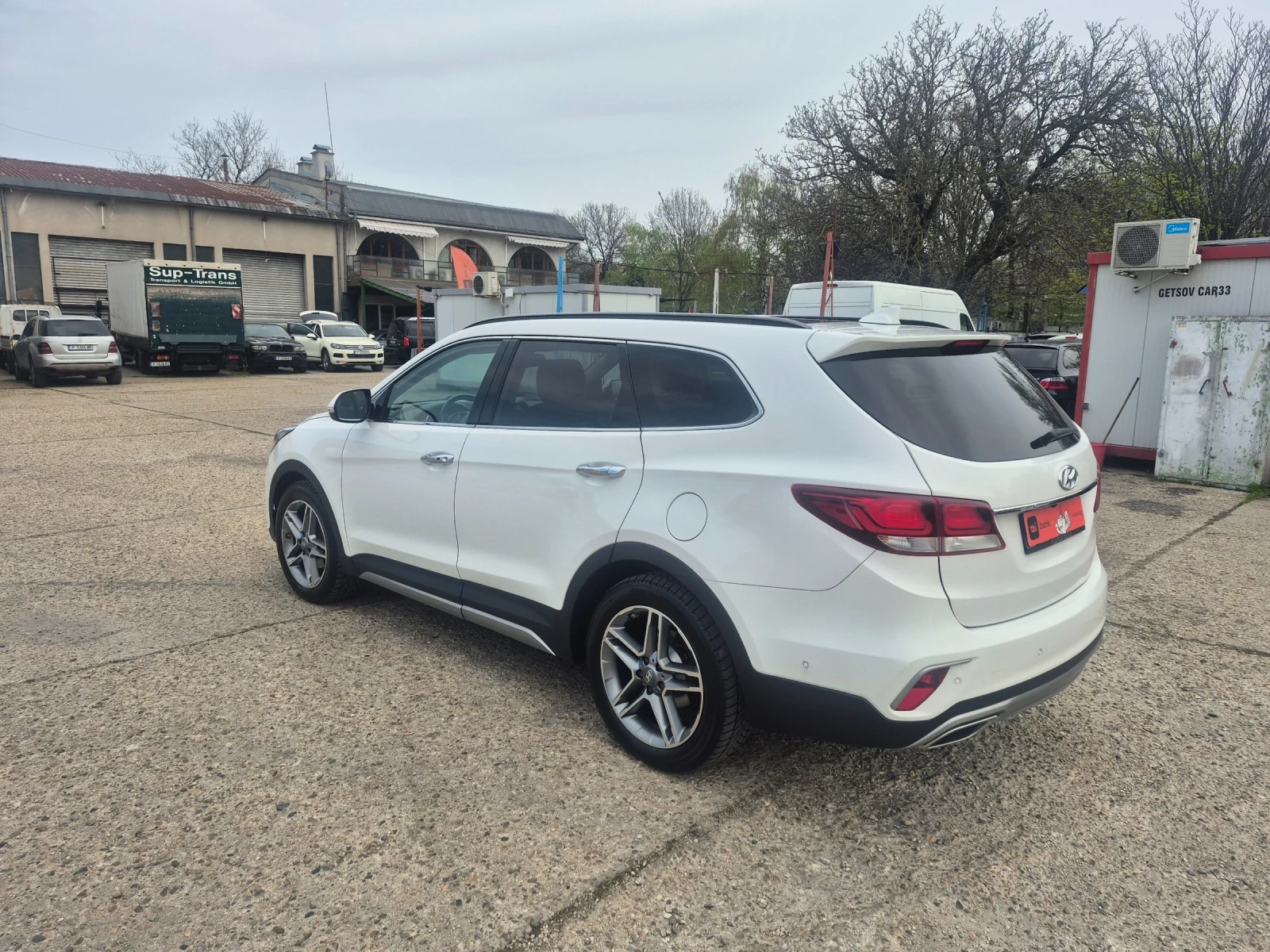 Hyundai Santa fe ГРАНД .7 МЕСТА НАВИГАЦИЯ АВТОМАТИК, снимка 3 - Автомобили и джипове - 54204712