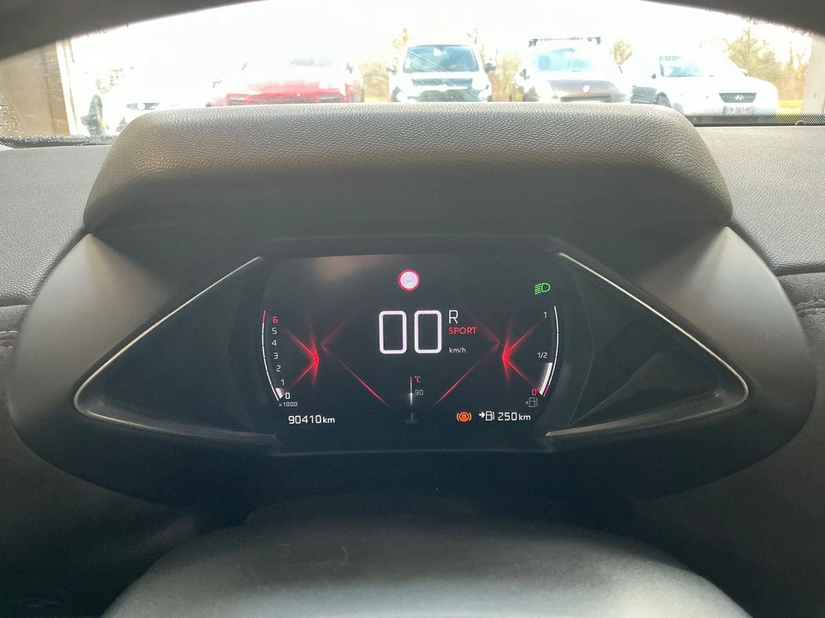 DS DS 3 Crossback 1.2 PureTech Performance Line Plus, снимка 11 - Автомобили и джипове - 54218972