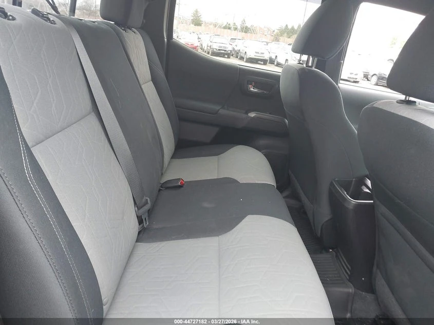 Toyota Tacoma 3.5l Trd Sport, снимка 8 - Автомобили и джипове - 54315565