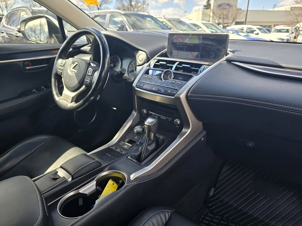 Lexus NX 300 F SPORT* AWD* ���������* �������* ������* �������* | Mobile.bg � ����������� 9