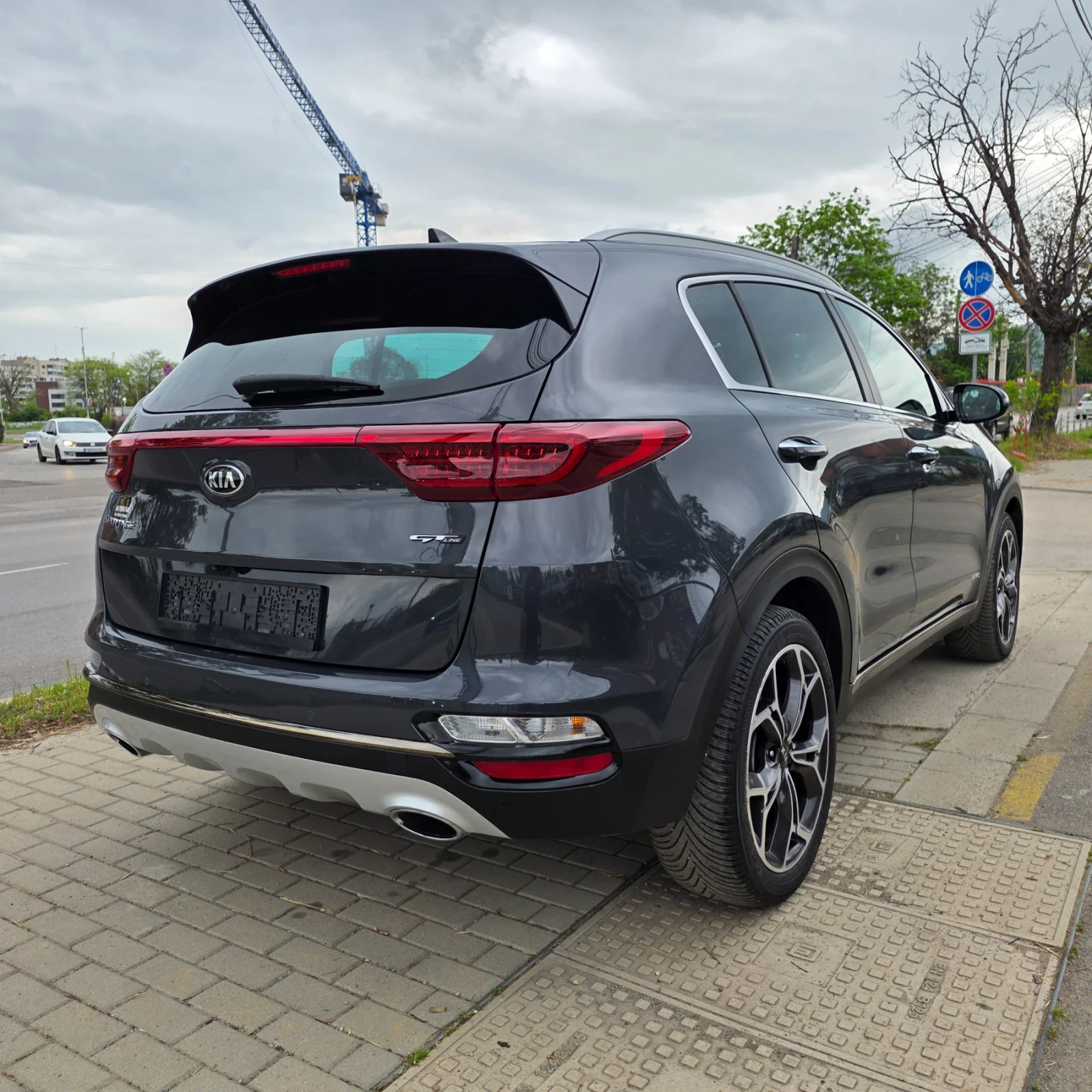 Kia Sportage 119x.km 1.6CRDI GT-Line AWD 136k.s - КАТО НОВА !!!, снимка 4 - Автомобили и джипове - 54478181