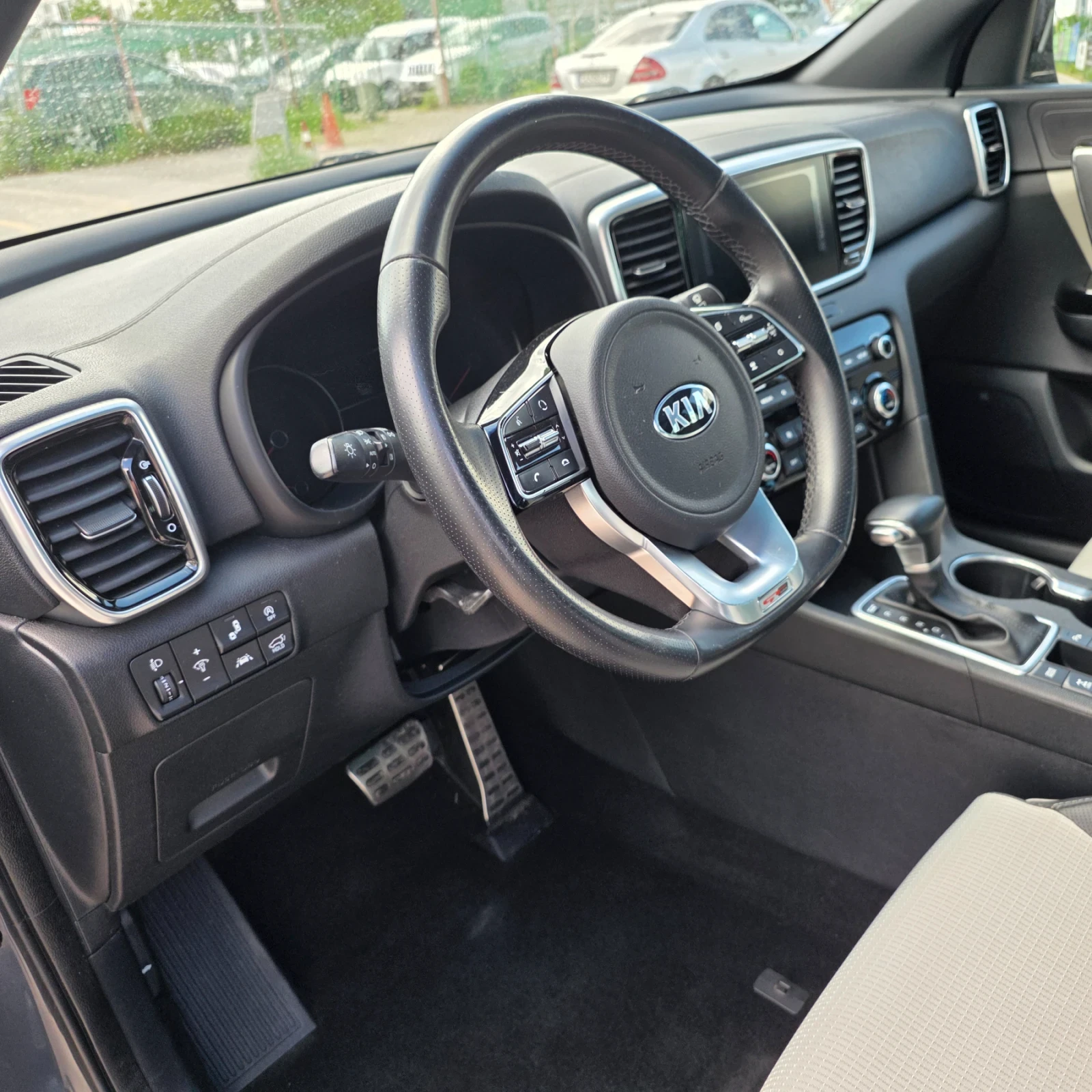Kia Sportage 1.6CRDI GTLine AWD/PANORAMA/KEYLESS/JBL/KAMERA360!, снимка 8 - Автомобили и джипове - 54478181