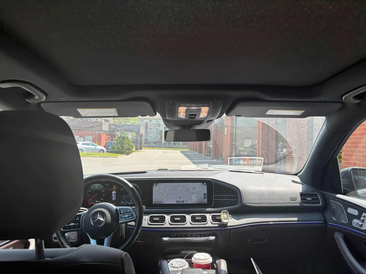 Mercedes-Benz GLE 350 ДИСТРОНИК * 360 * BURMESTER * PANO * CARFAX, снимка 9 - Автомобили и джипове - 54611411