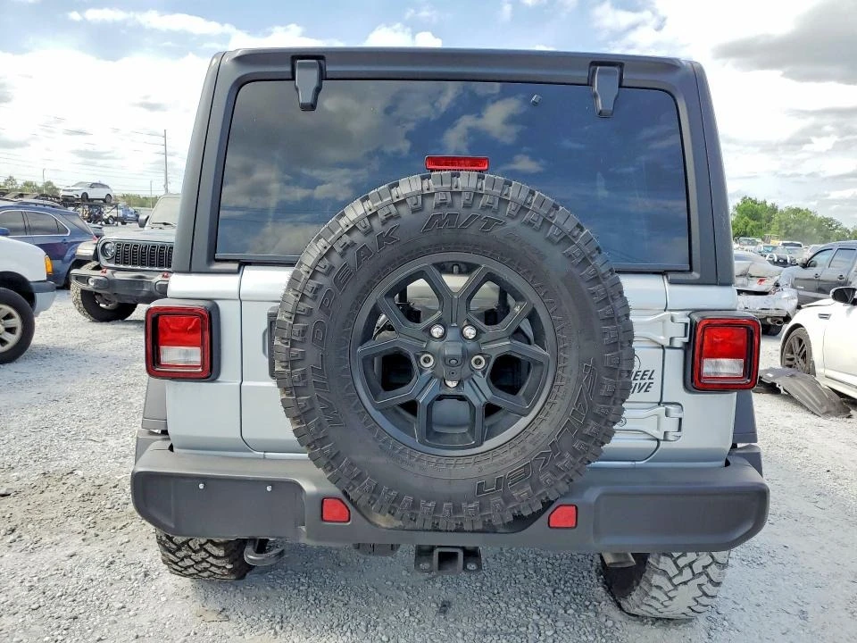 Jeep Wrangler, снимка 6 - Автомобили и джипове - 54697781